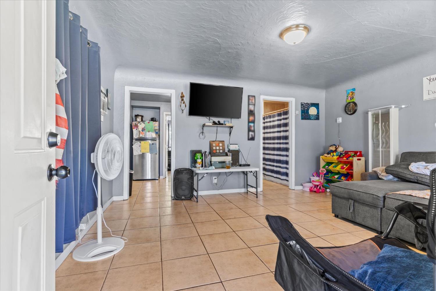366 Woodbridge Avenue