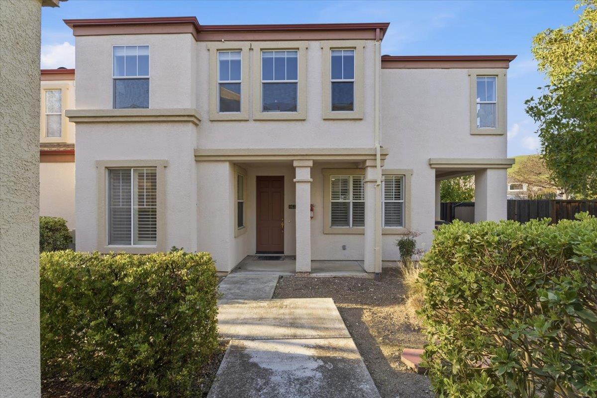 863 Brea Lane