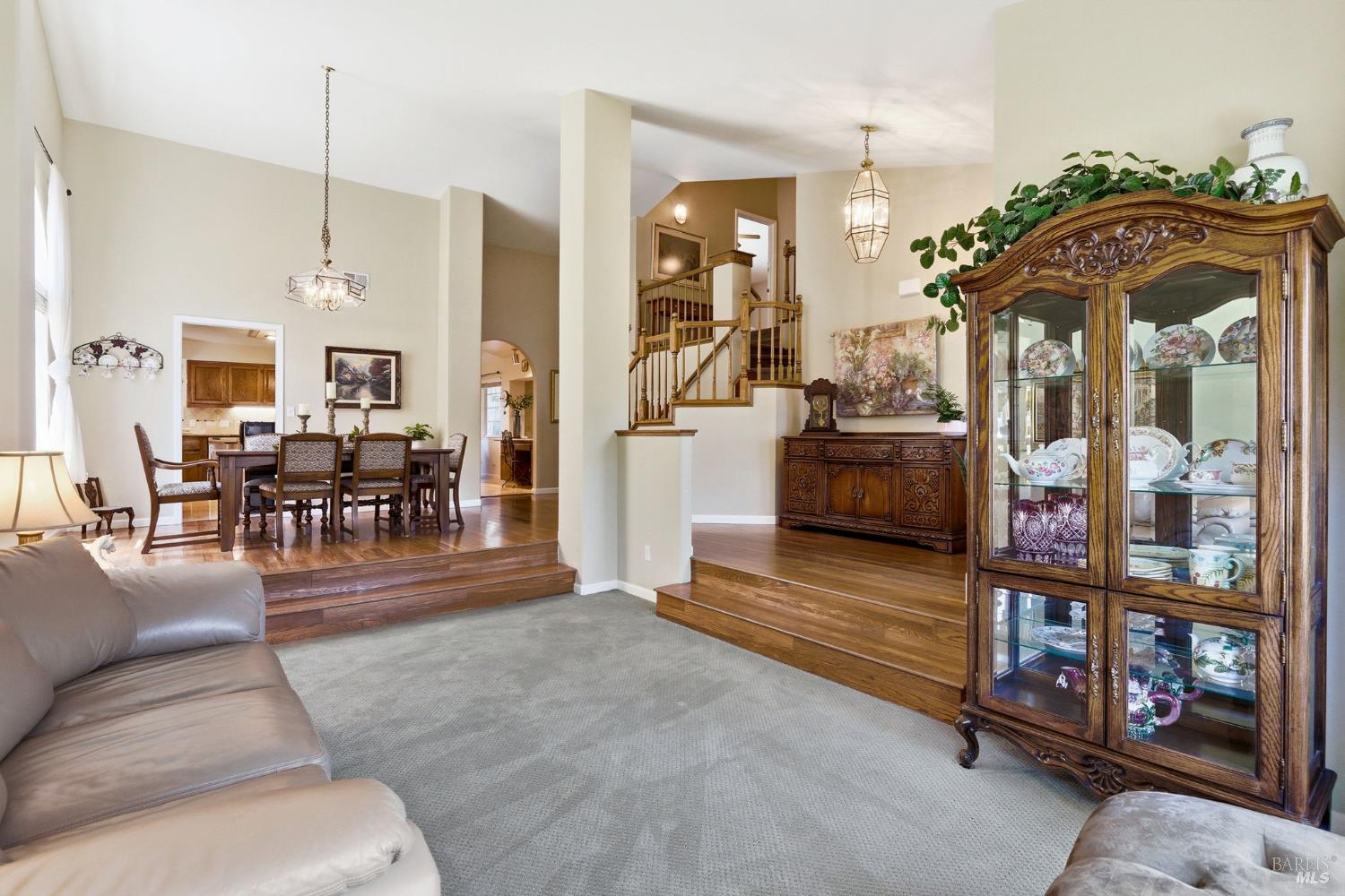 380 Fountain Way