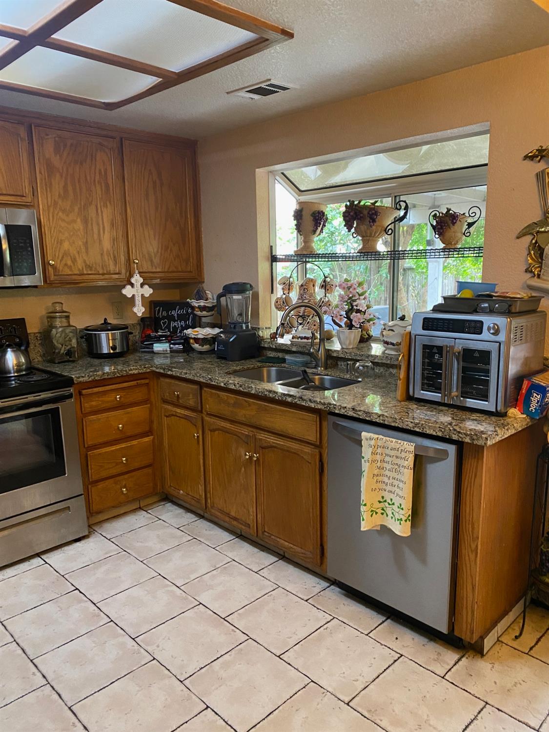 5819 Thoroughbred Drive