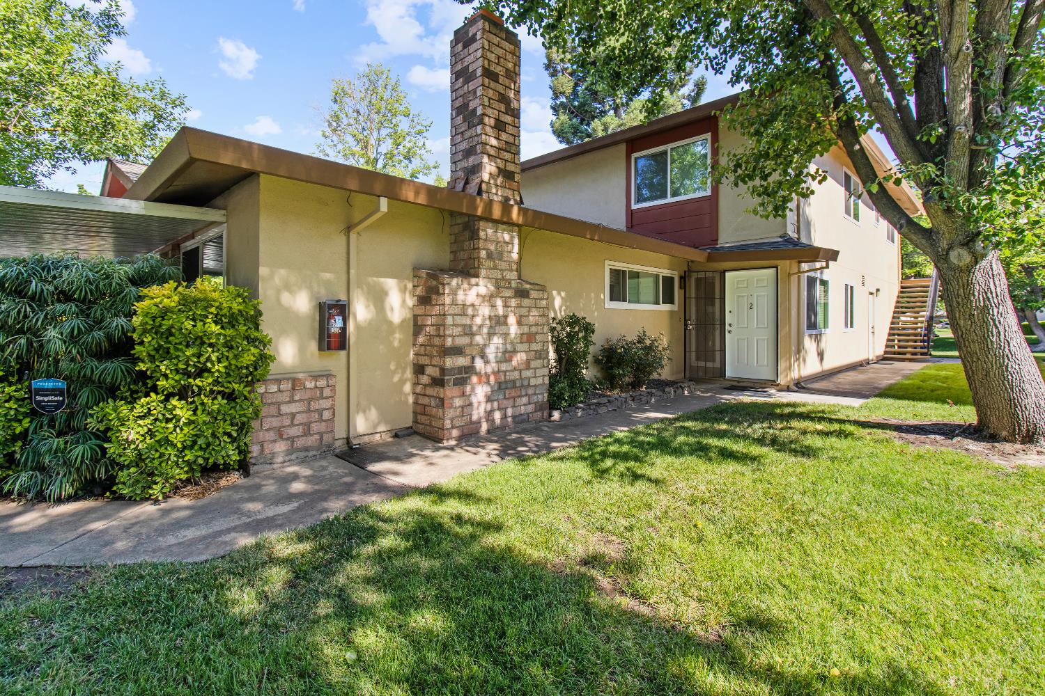 5136 Connecticut Drive 2