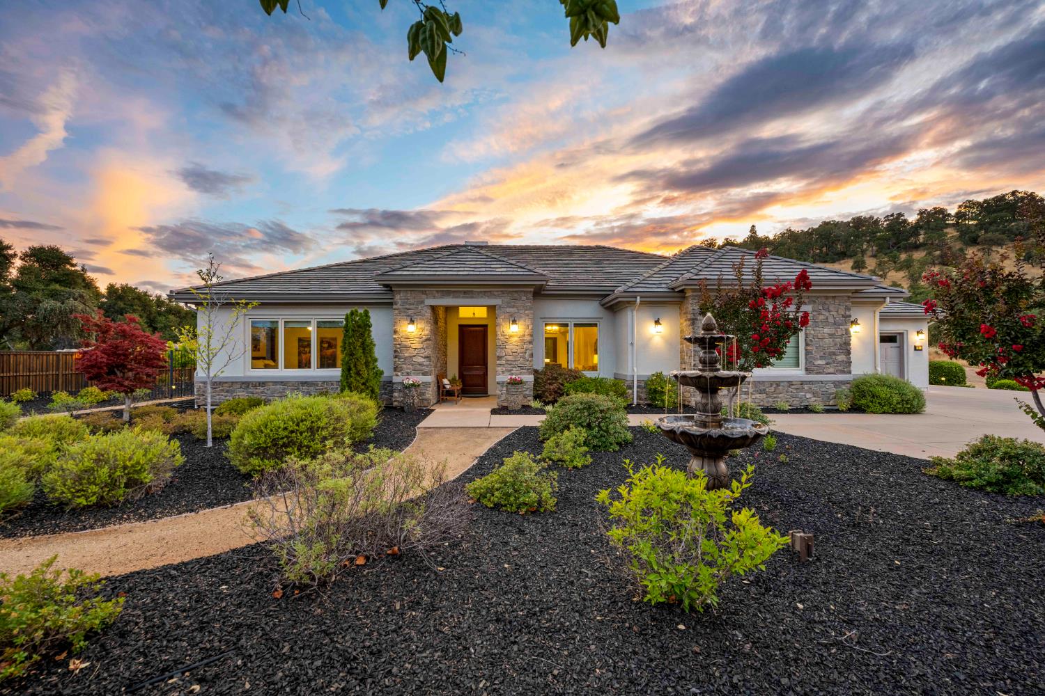 1940 Vista Cielo Drive