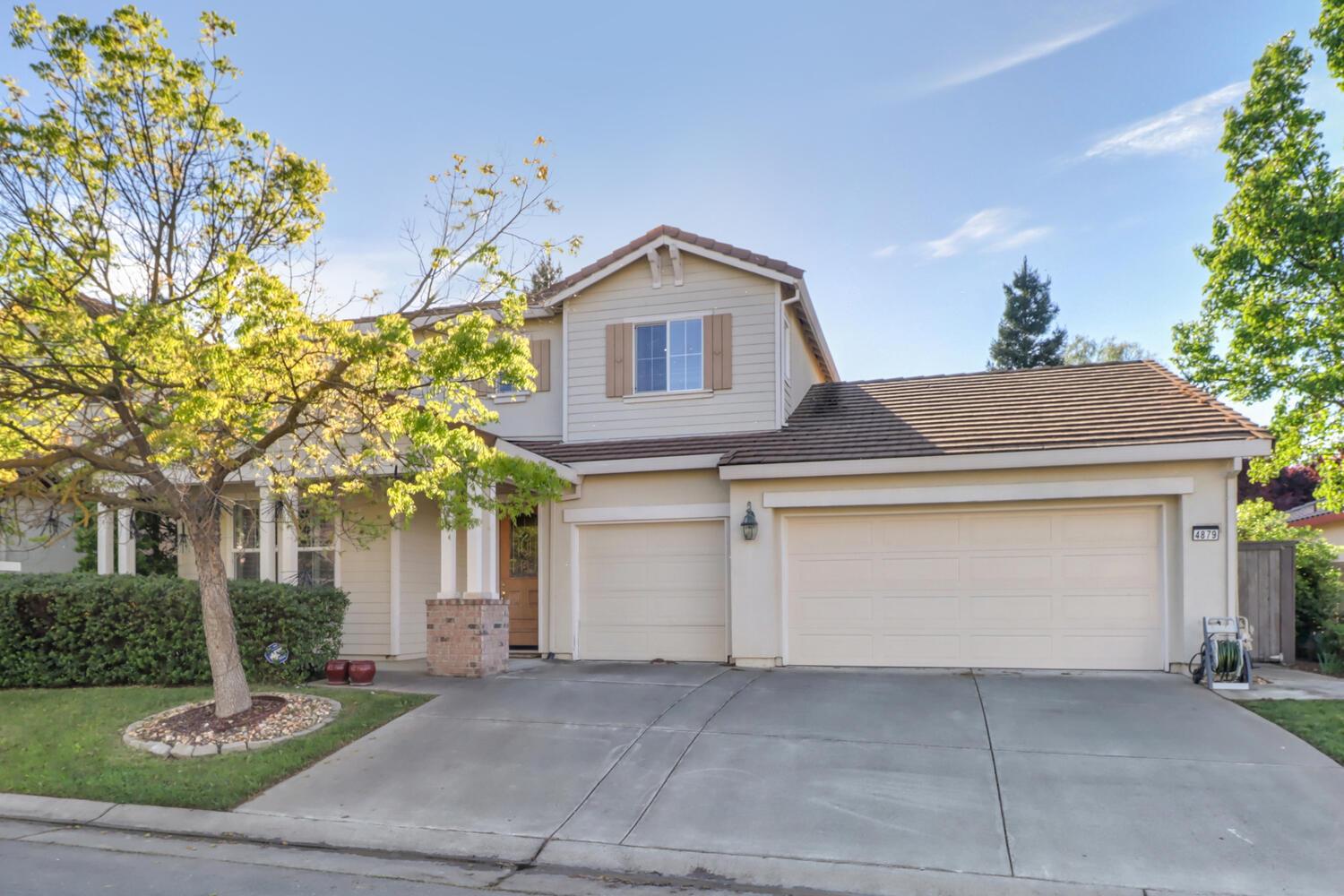 4879 Darlington Lane