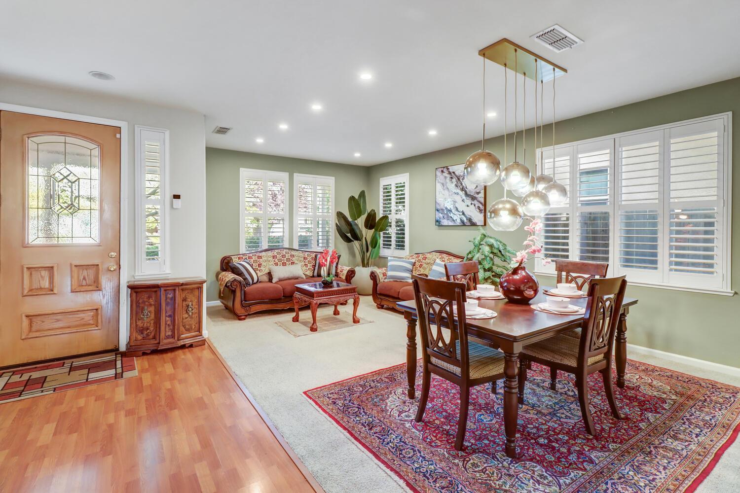 4879 Darlington Lane