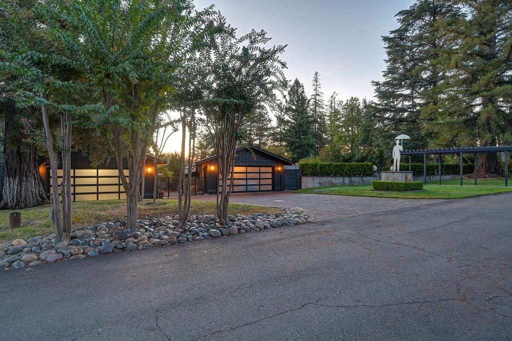 2311 Seabler Place