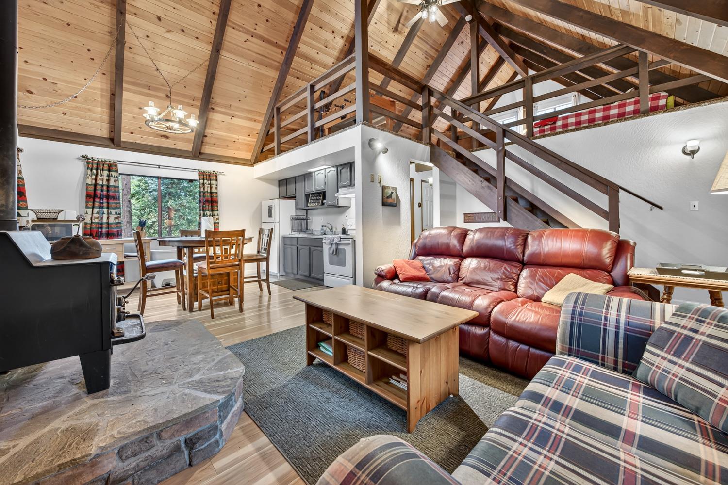 1367 Kickapoo Court