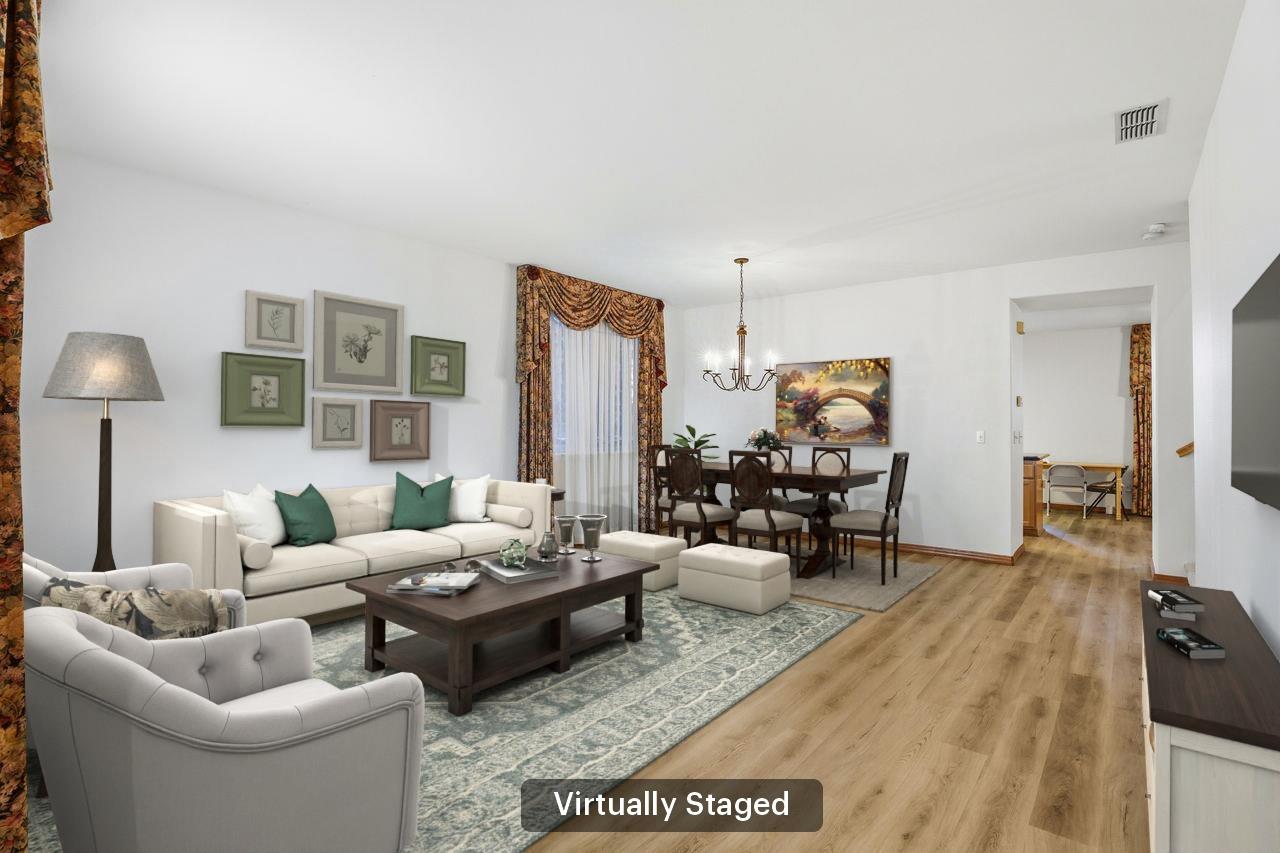 8753 Cypress Creek Way