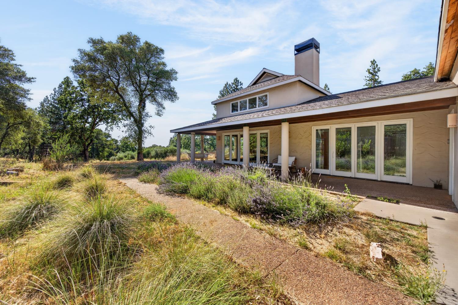 4000 Twin Ridges Road