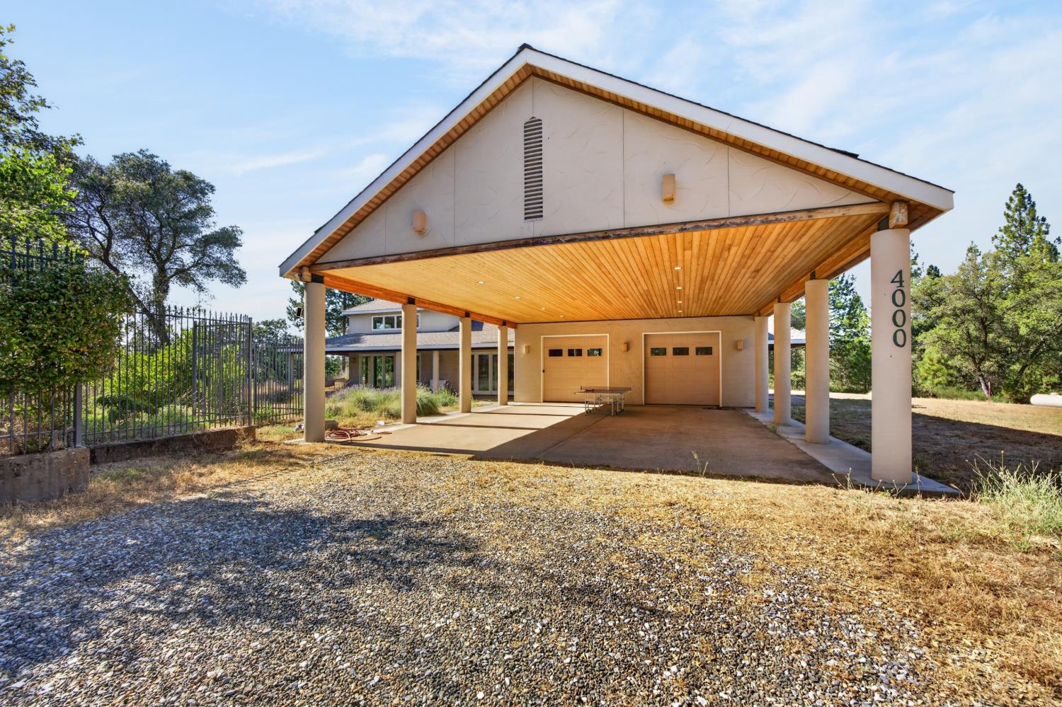 4000 Twin Ridges Road