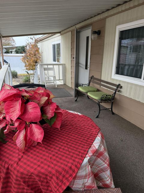 134 Gardenia Sacramento CA 95828