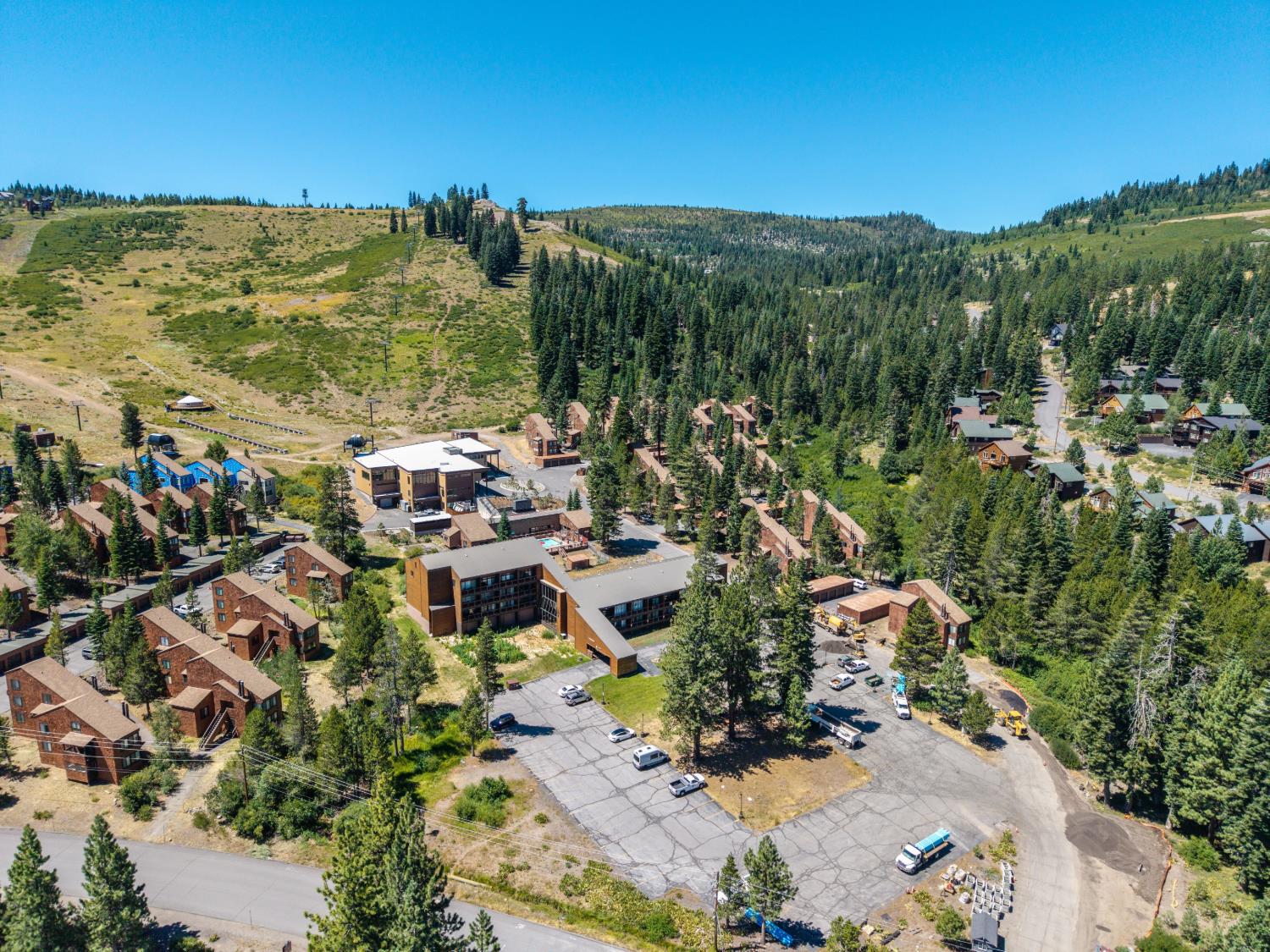 11589 Snowpeak Way 53