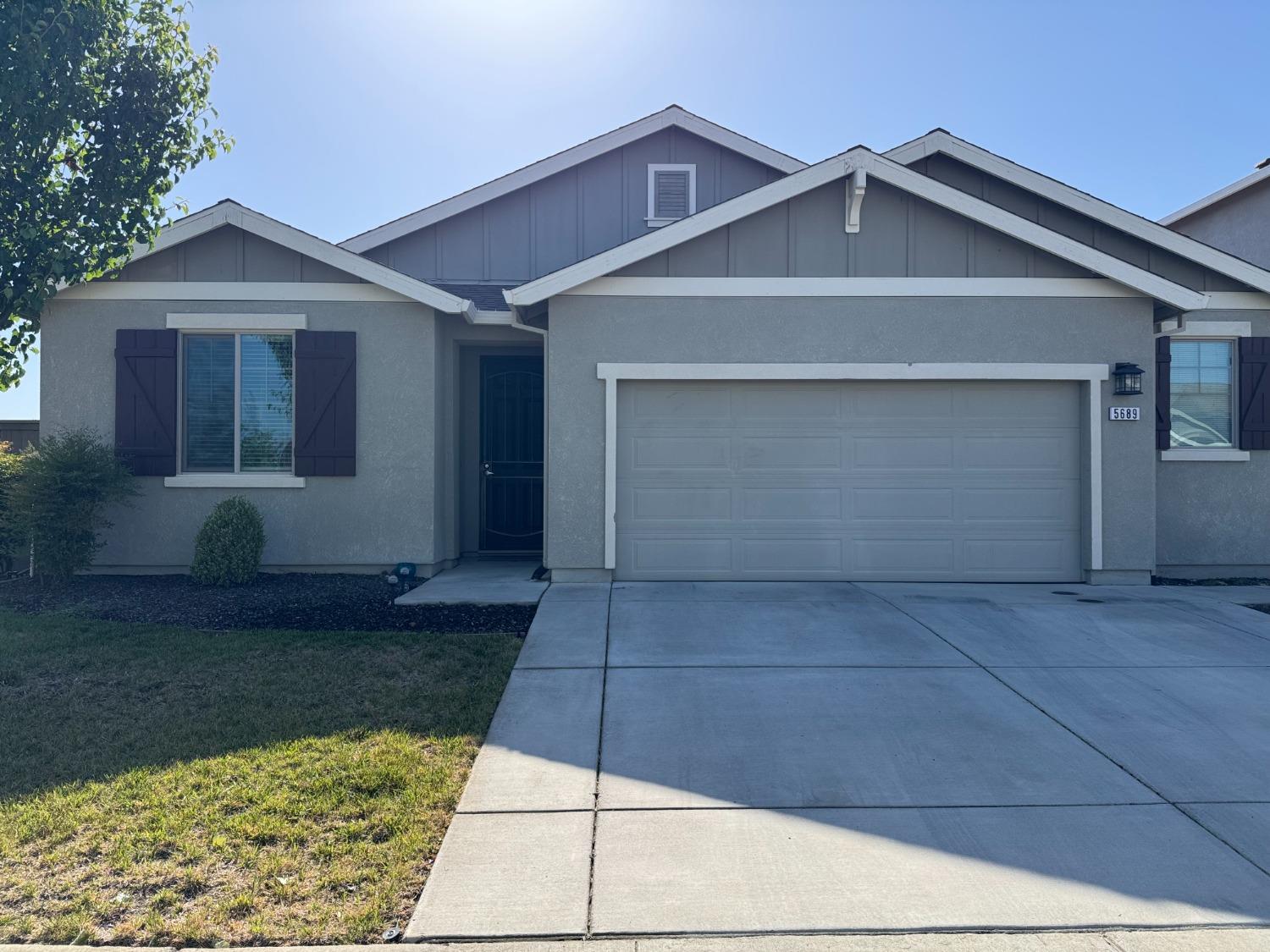 5689 Seedling Way
