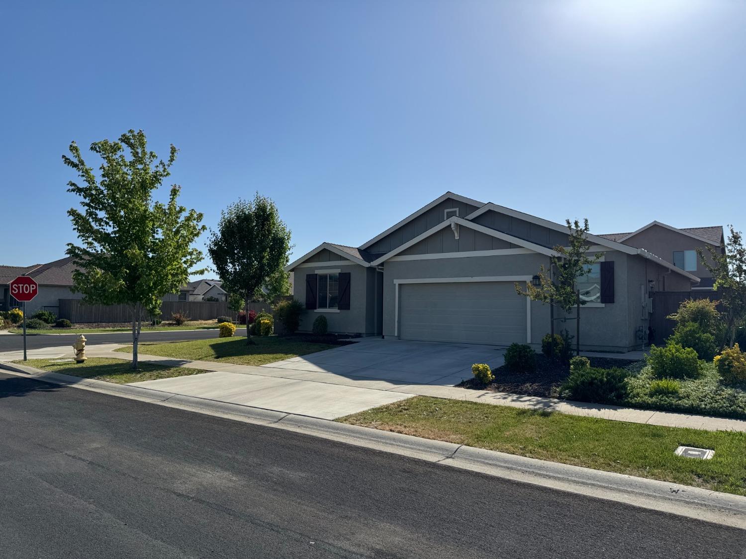 5689 Seedling Way