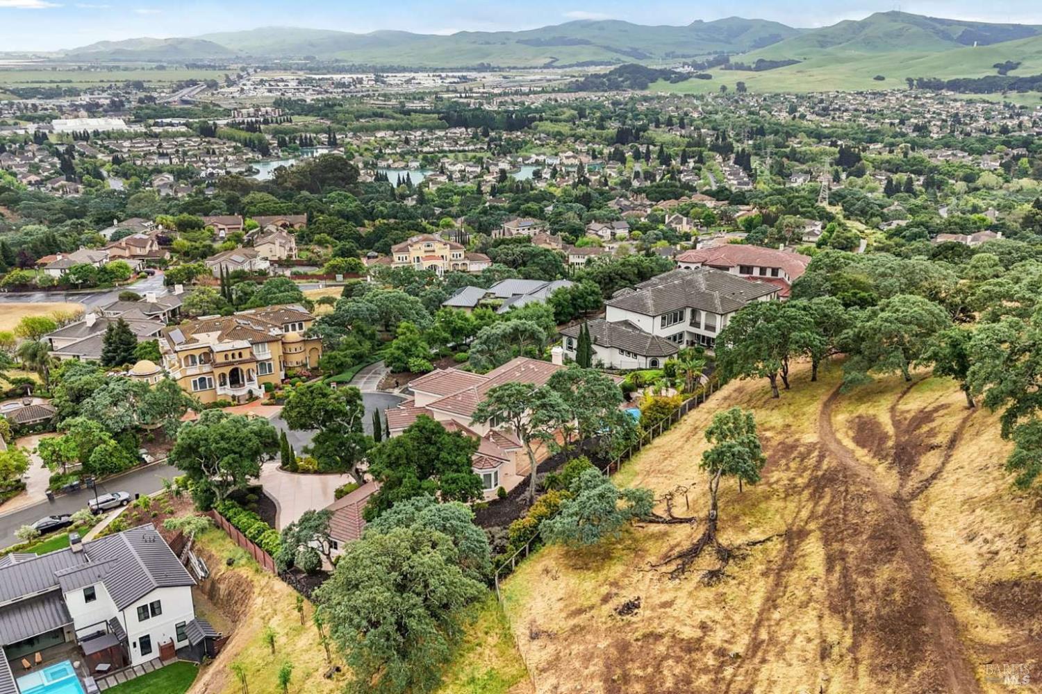 5323 Laurel Ridge Court