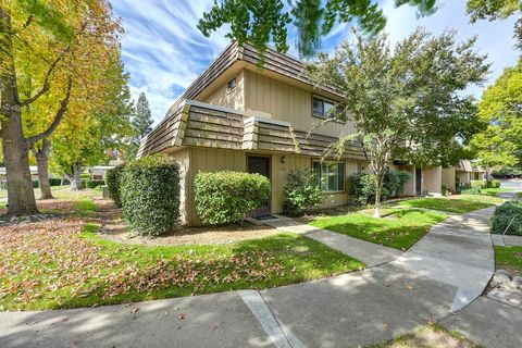 3132 Via Grande Sacramento CA 95825