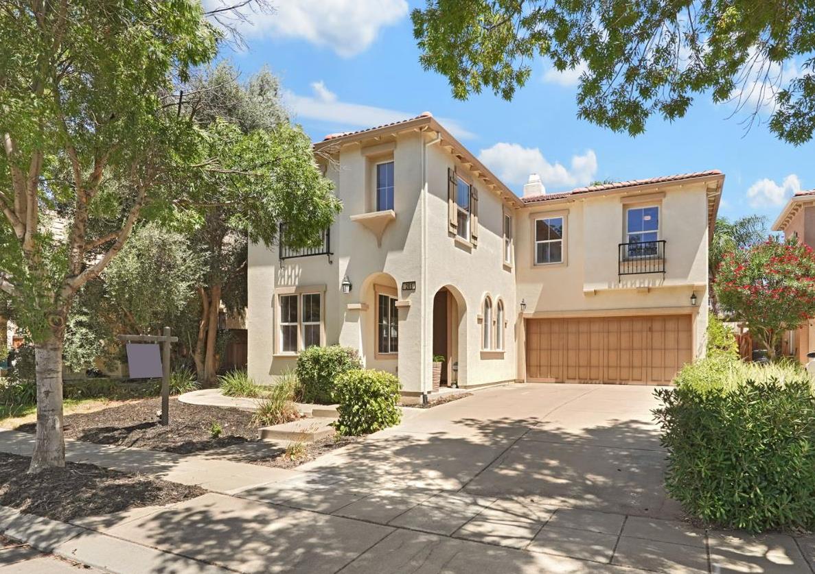 261 W Prosperidad Way