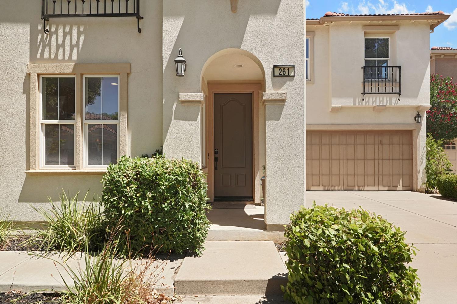 261 W Prosperidad Way