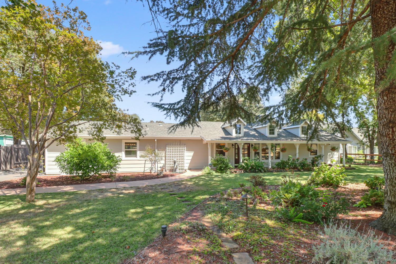 6100 Wendell Lane