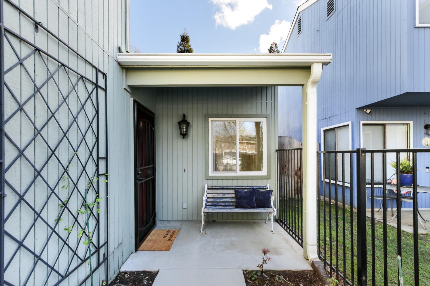 4318 Cowell Boulevard