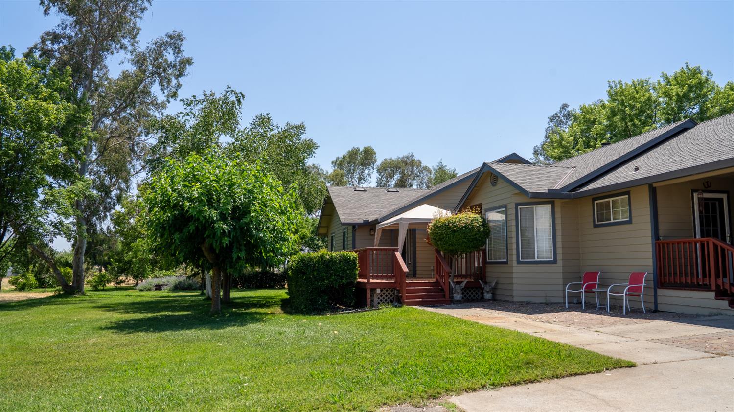 8890 Daguerra Point Drive