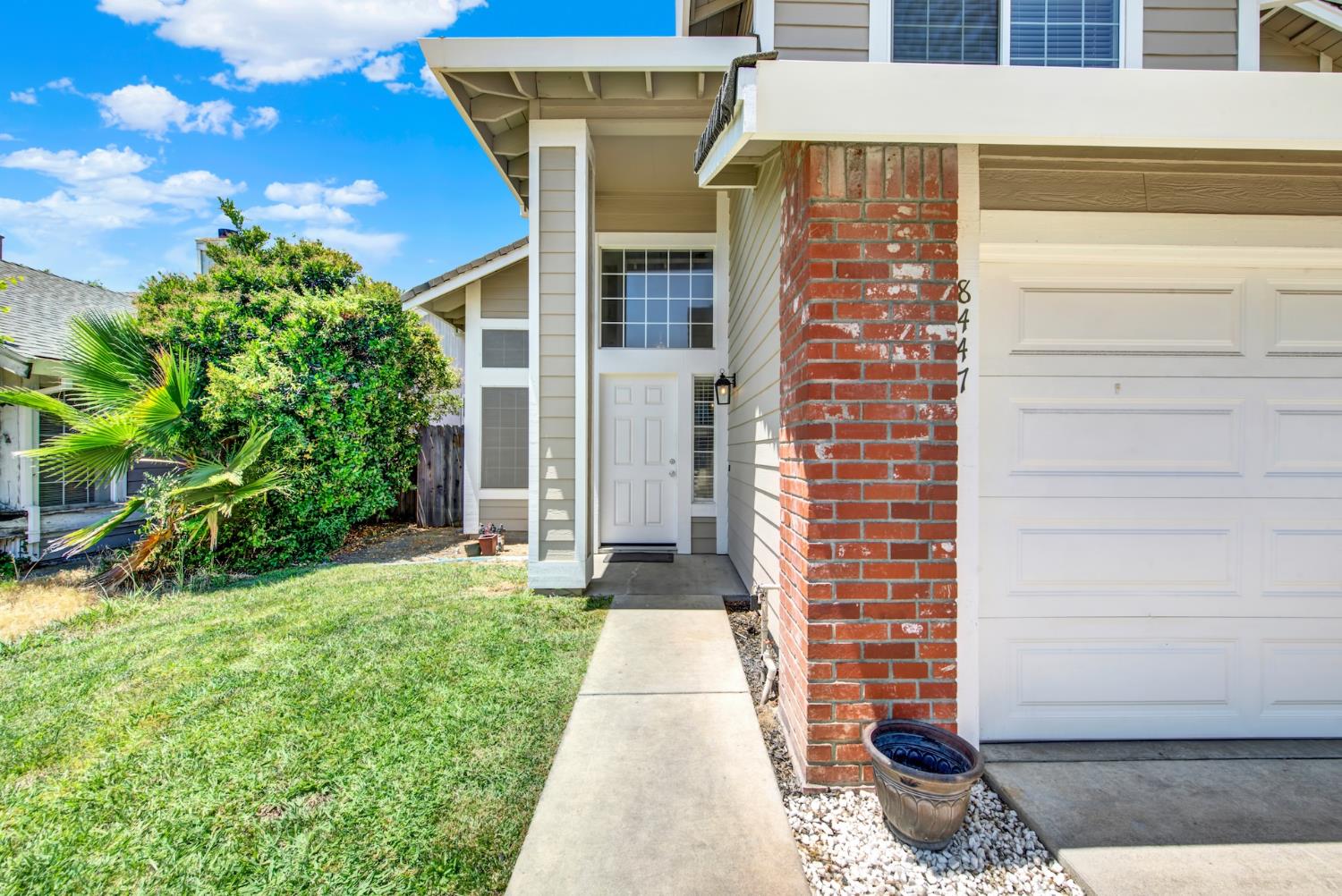 8447 Leaning Tree Court