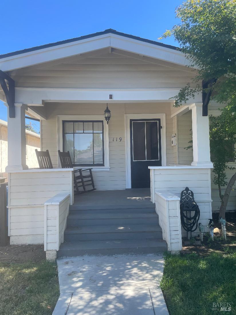 119 Luzena Avenue