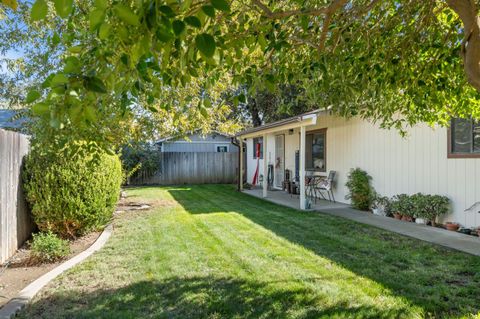 229 Palm Avenue Woodland CA 95695
