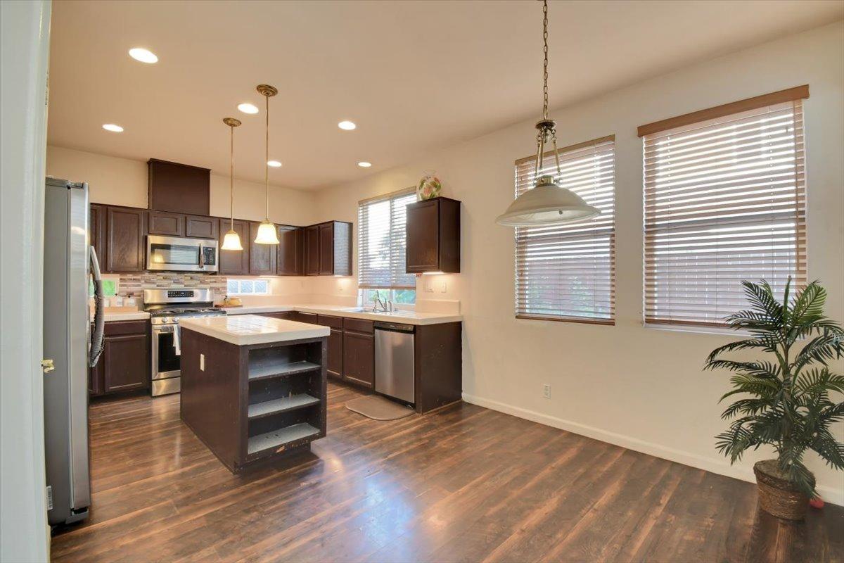 187 Rai Estates Court
