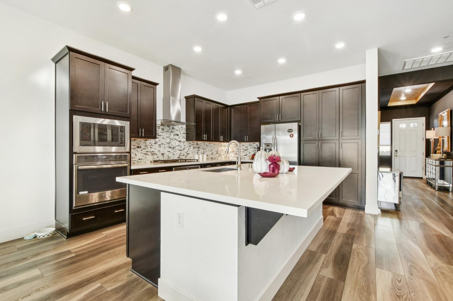 4239 Parnassus Drive