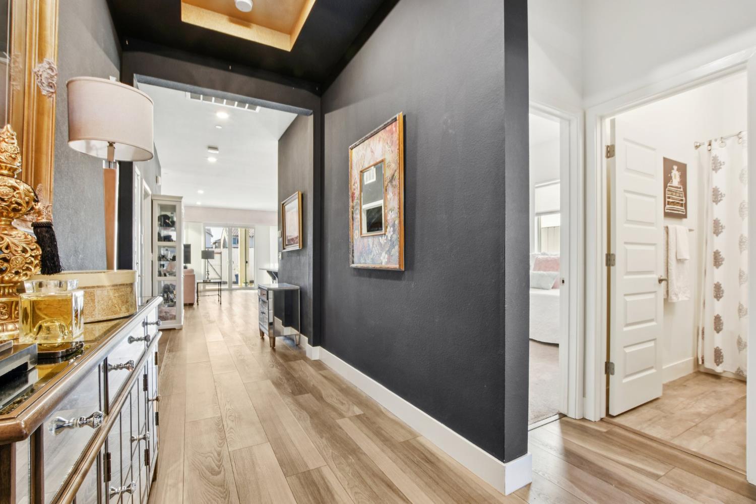 4239 Parnassus Drive