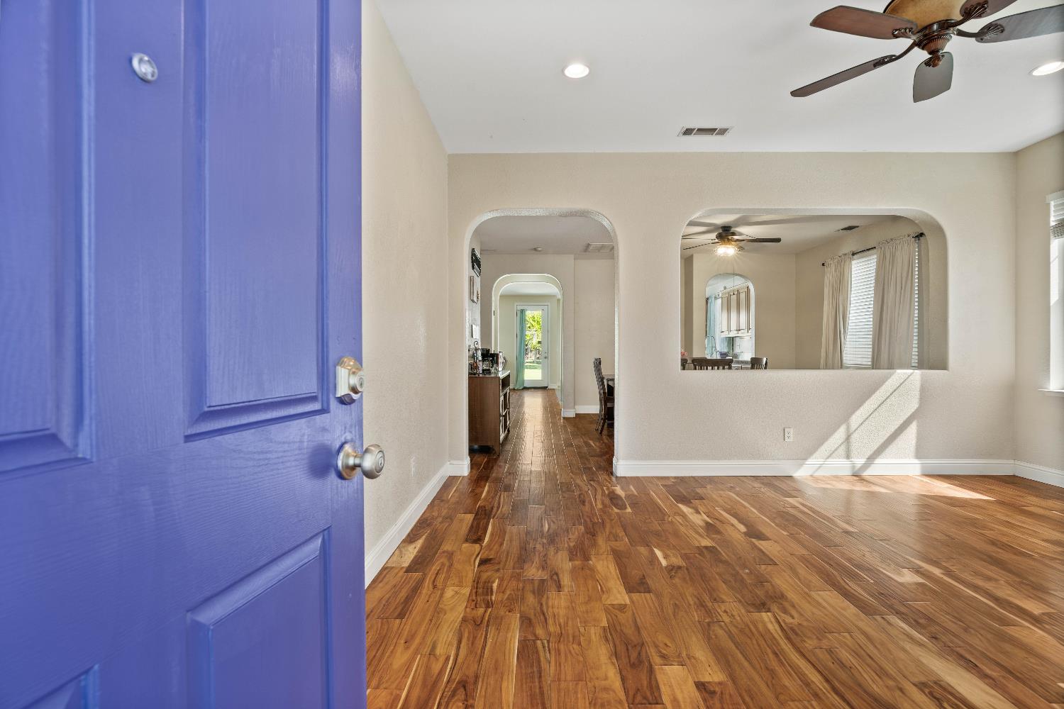 2809 Canyon Falls Drive