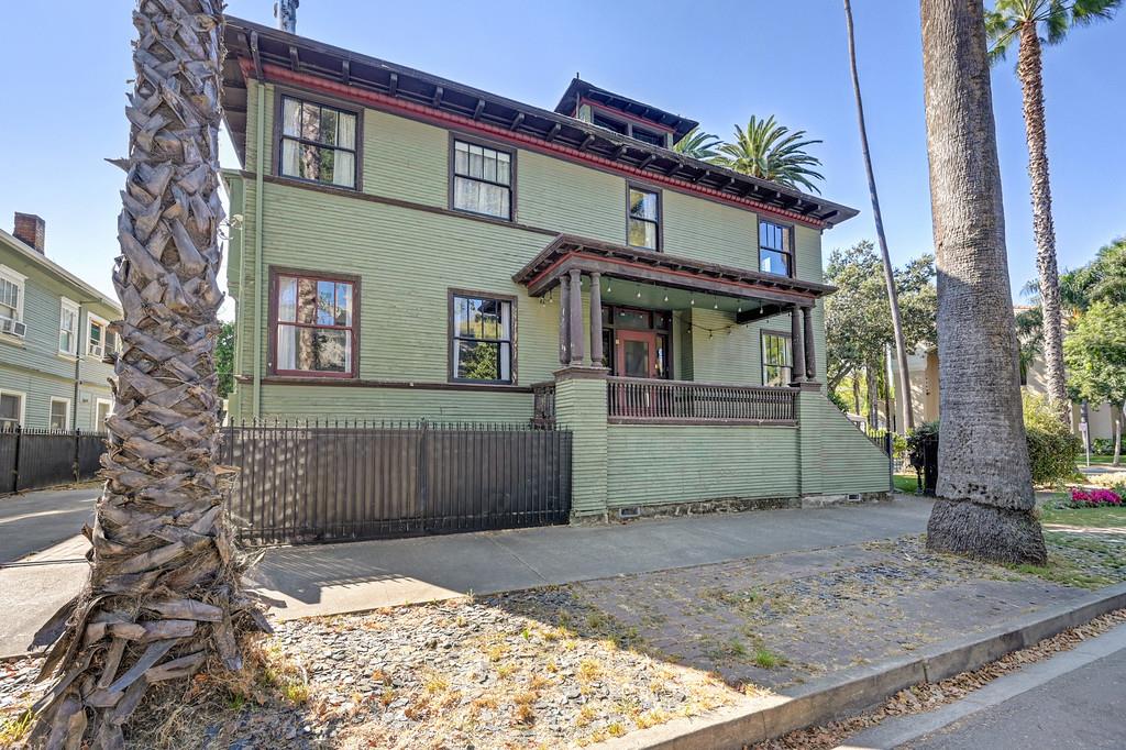 2230 Capitol Avenue
