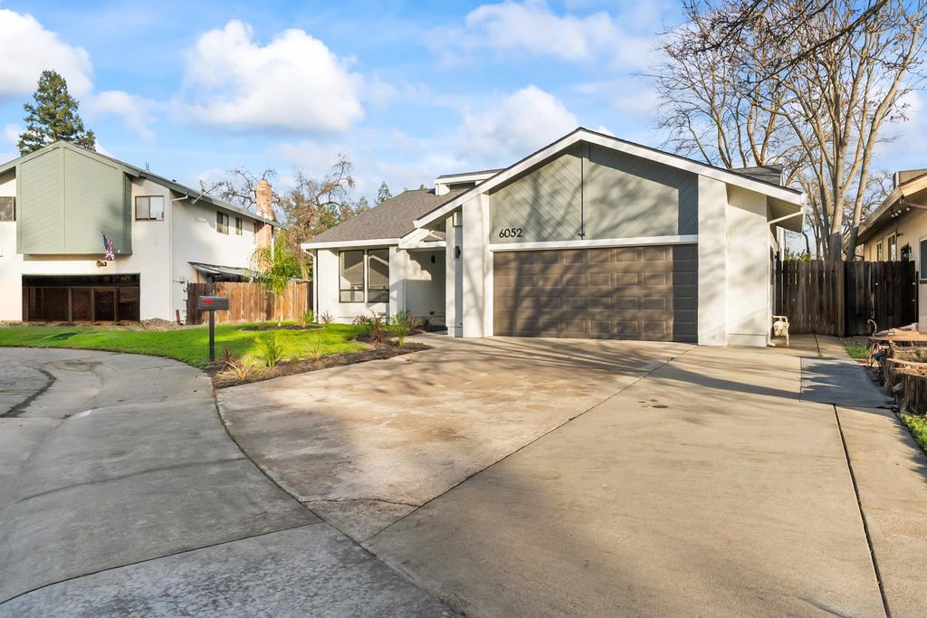 Photo of 6052 Dublin Way, Citrus Heights, CA 95610 (MLS # 226003858)