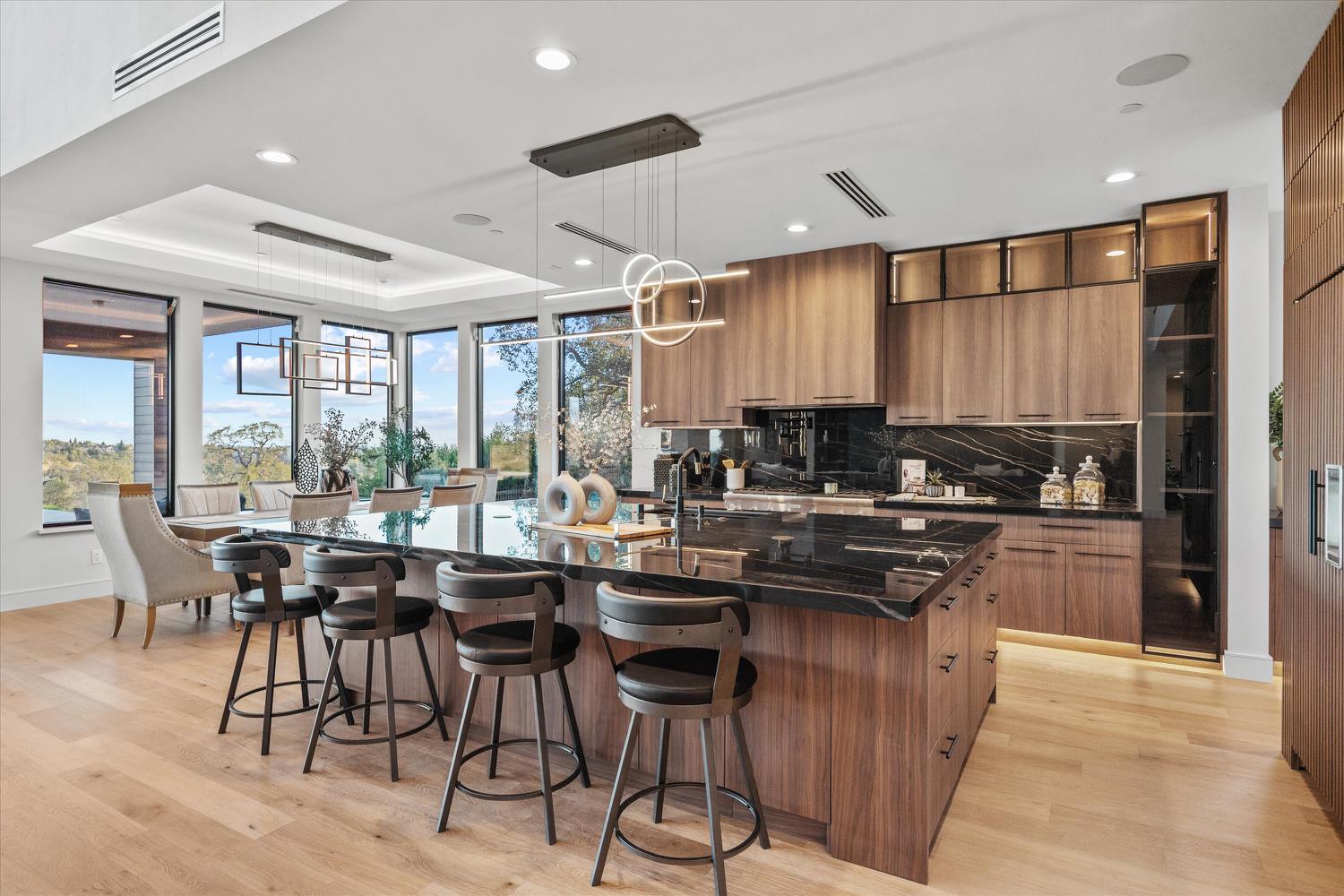 3516 Vista De Madera