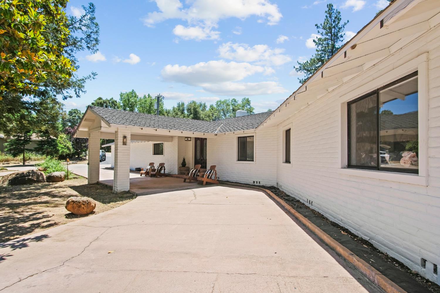 18950 Black Oak Road