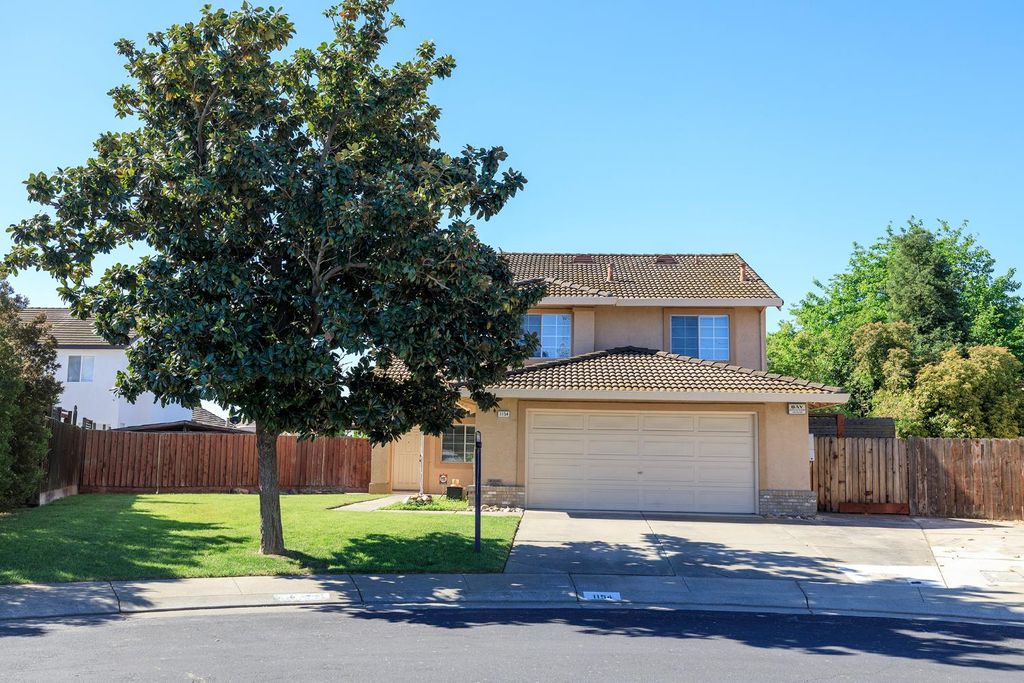 Photo of 1154 Le Corbusier Court, Stockton, CA 95206 (MLS # 226038828)