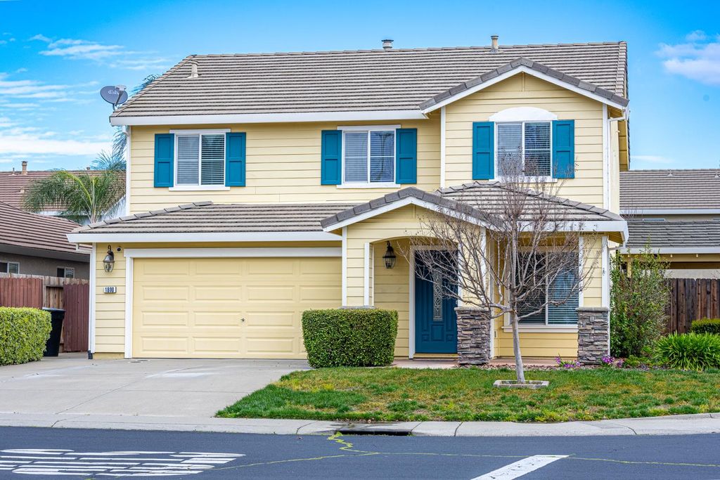 Photo of 1800 Ambridge Drive, Roseville, CA 95747 (MLS # 226020487)