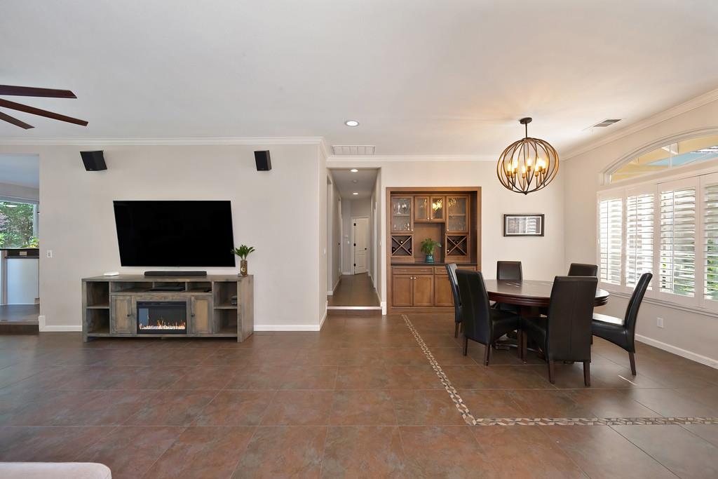 10917 Sunrise Ridge Circle