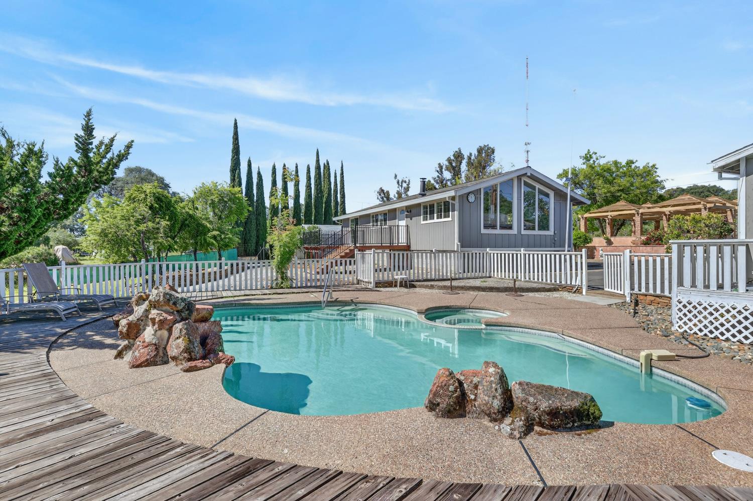 6225 Crystal Boulevard