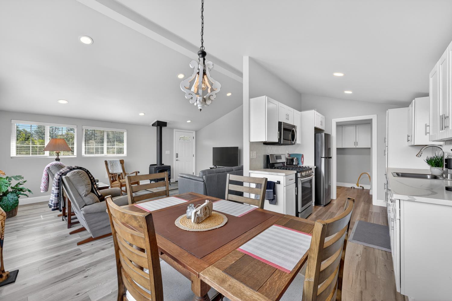 6225 Crystal Boulevard