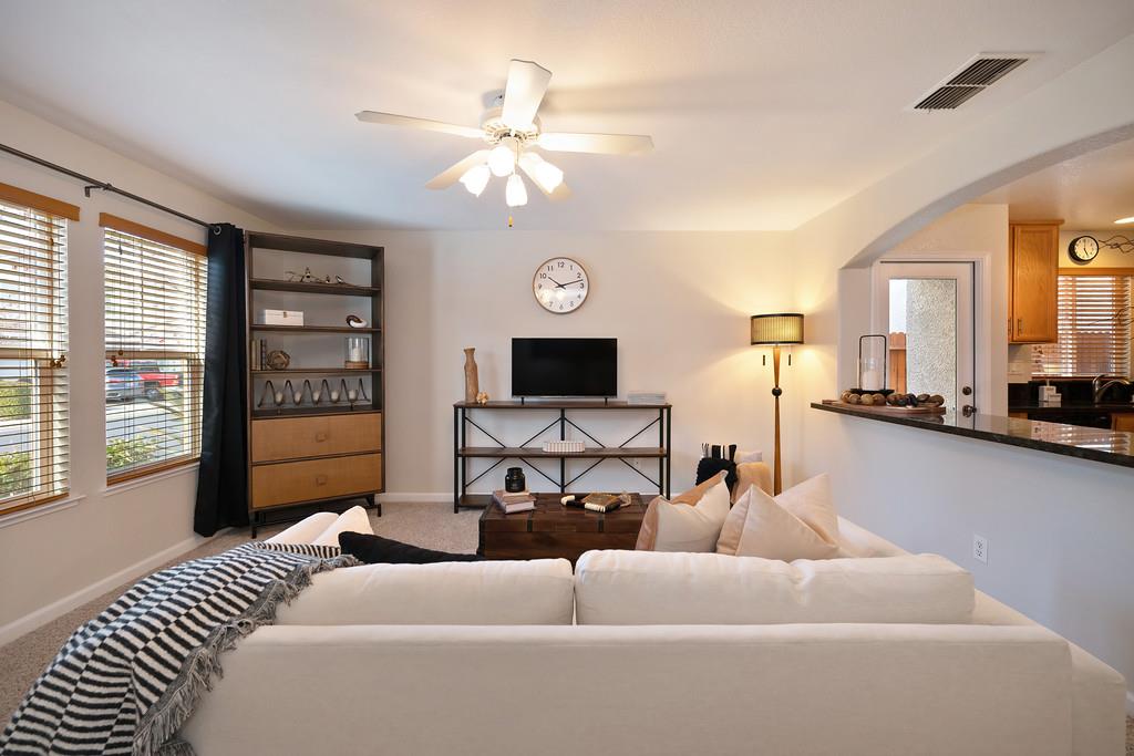 1608 Blue Squirrel Street