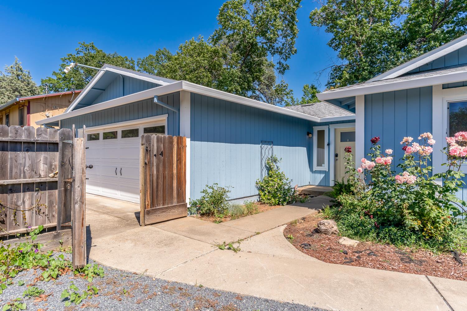 2757 Spear Street