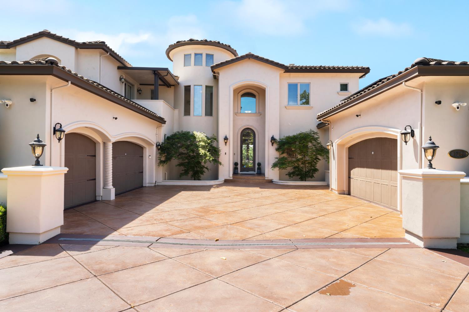 3788 Saint Julien Way