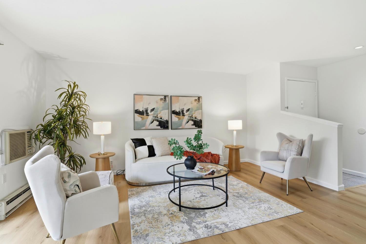 9005 Alcosta Boulevard 215