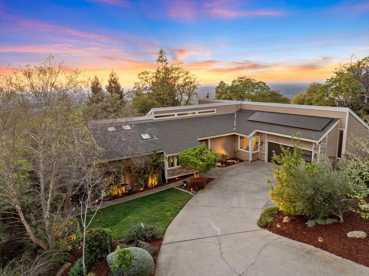 3550 Rocky Ridge Way