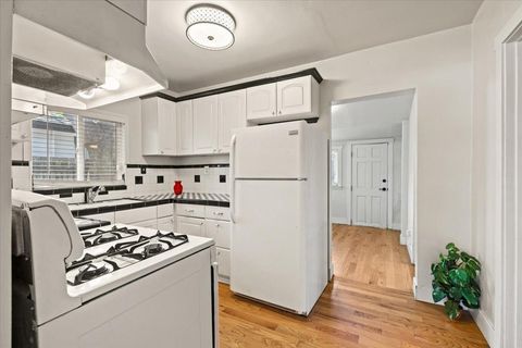 2610 San Fernando Way, Sacramento, CA 95818 - MLS#: 224097678