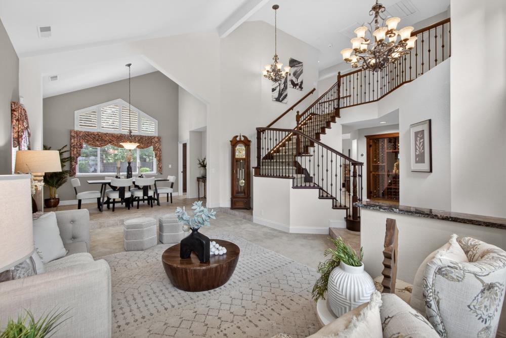 2800 Courtside Drive