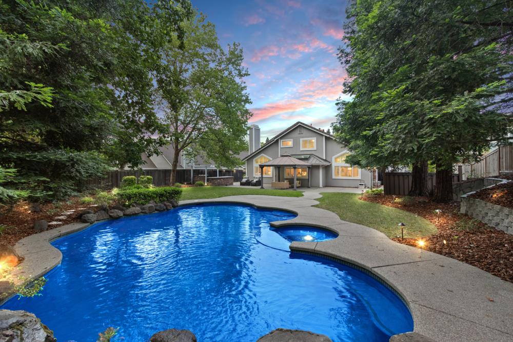 2800 Courtside Drive