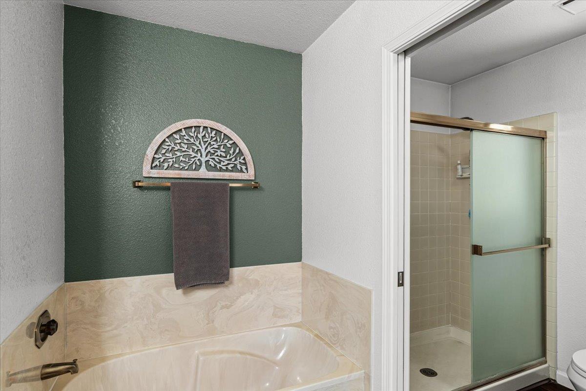 Modesto, California 95356, United States, 4 Bedrooms Bedrooms, ,3 BathroomsBathrooms,Residential,Active,190853