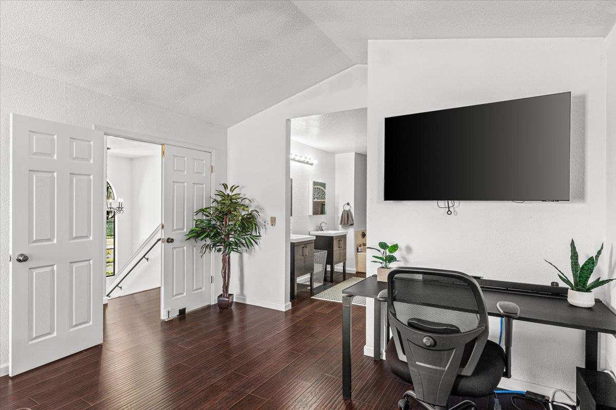 Modesto, California 95356, United States, 4 Bedrooms Bedrooms, ,3 BathroomsBathrooms,Residential,Active,190853